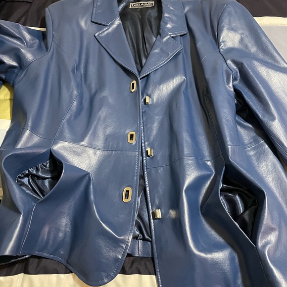 Blue leather jacket - Picture 5 of 11